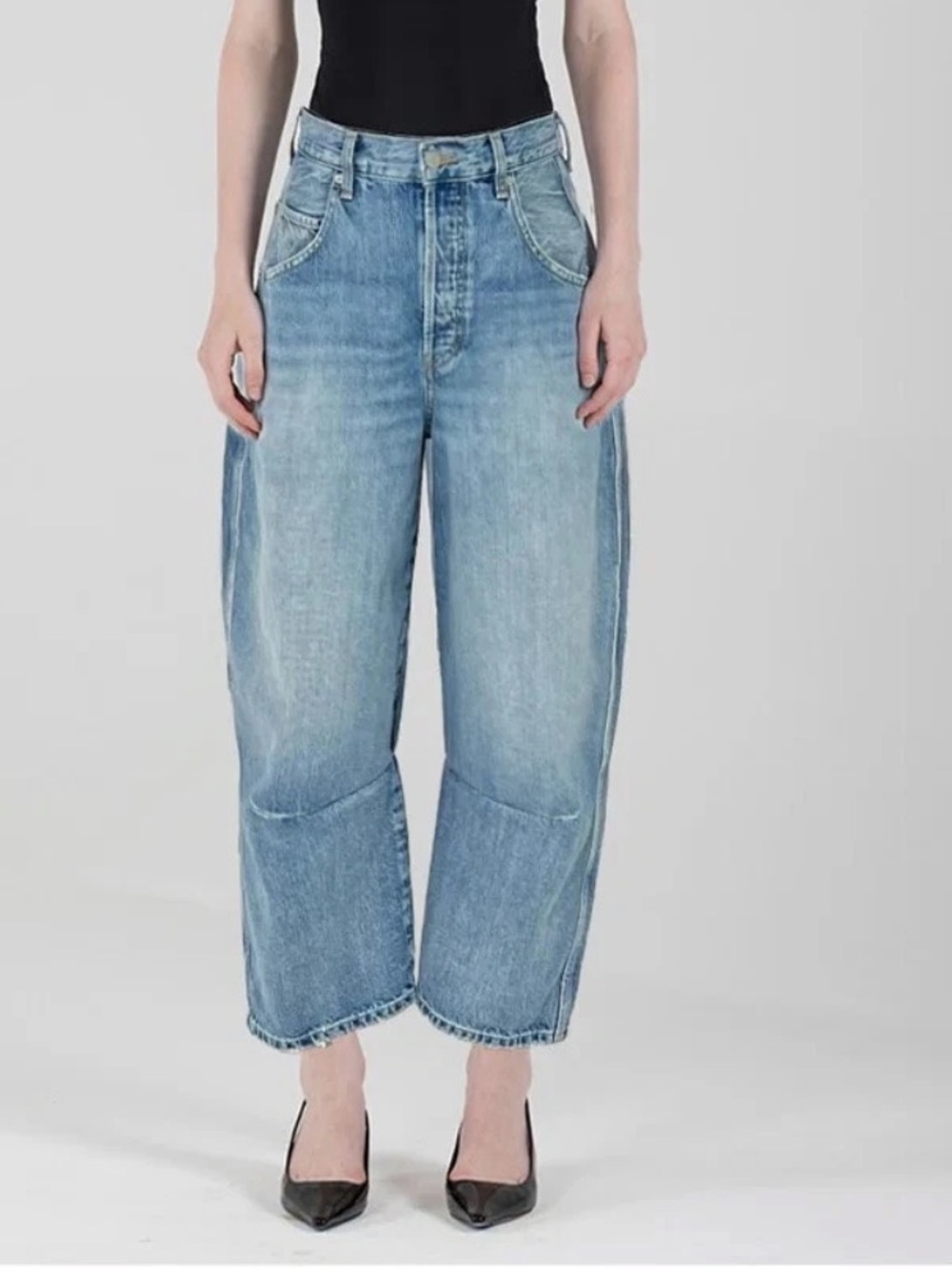 Etica NWT Quinn Relaxed Barrel horseshoe style med wash